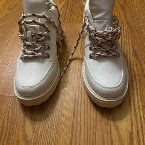 Urban Outfitters White Leather Hiking Boots with Multicolor Laces